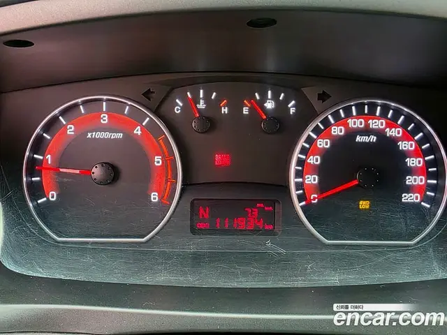 SsangYong Korando 2013 2.0 автомат (гидро), миниатюра 8