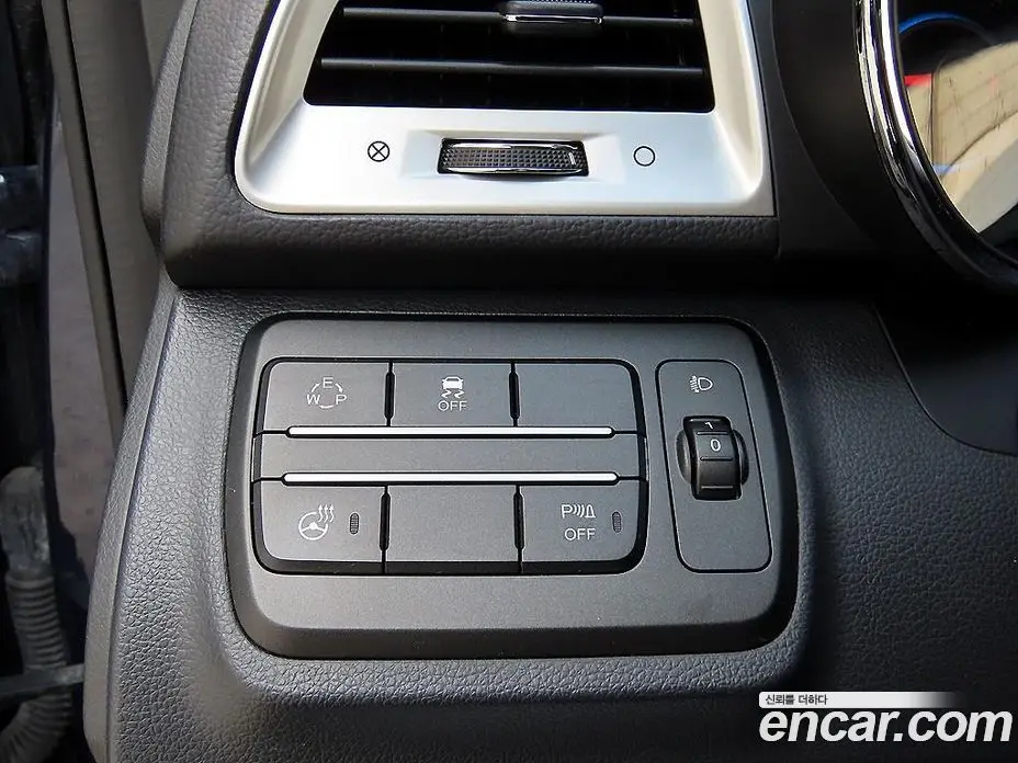 SsangYong TIBOLI 2015 1.6 автомат (гидро), фото 12