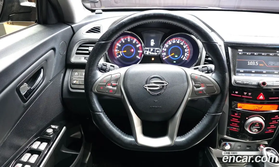 SsangYong TIBOLI 2015 1.6 автомат (гидро), фото 13