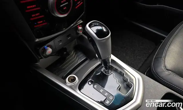 SsangYong TIBOLI 2015 1.6 автомат (гидро), миниатюра 9