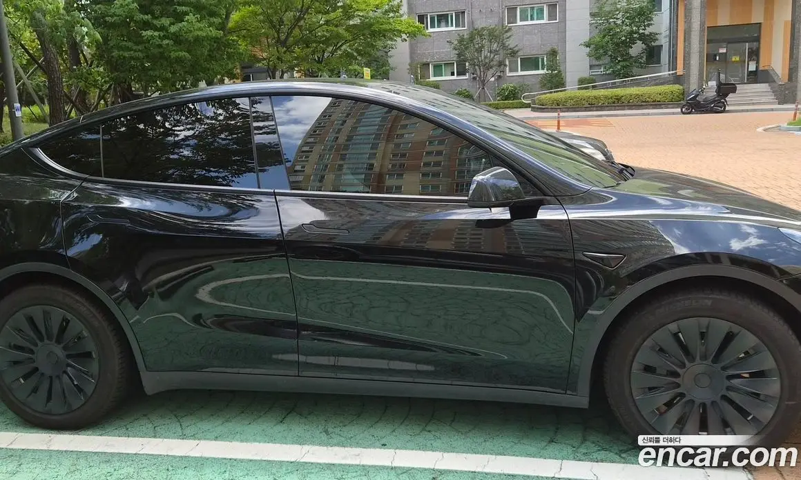 Tesla Model Y 2021 0.3 автомат (гидро), фото 3