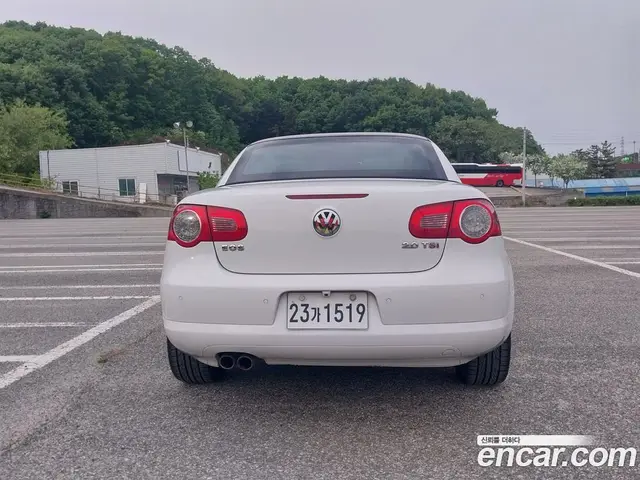 Volkswagen Eos 2009 2.0 автомат (гидро), миниатюра 6