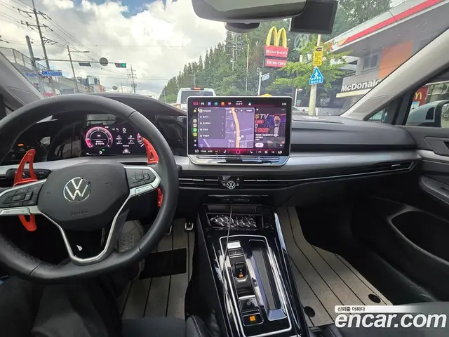 Volkswagen Golf 2025 2.0 автомат (гидро), миниатюра 6