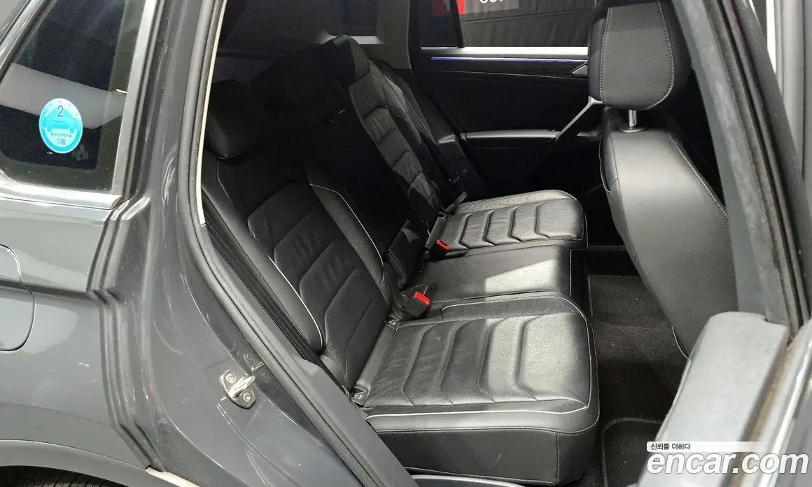 Volkswagen Tiguan 2021 2.0 автомат (гидро), фото 12 Volkswagen Tiguan 2021 2.0 автомат (гидро), фото 12