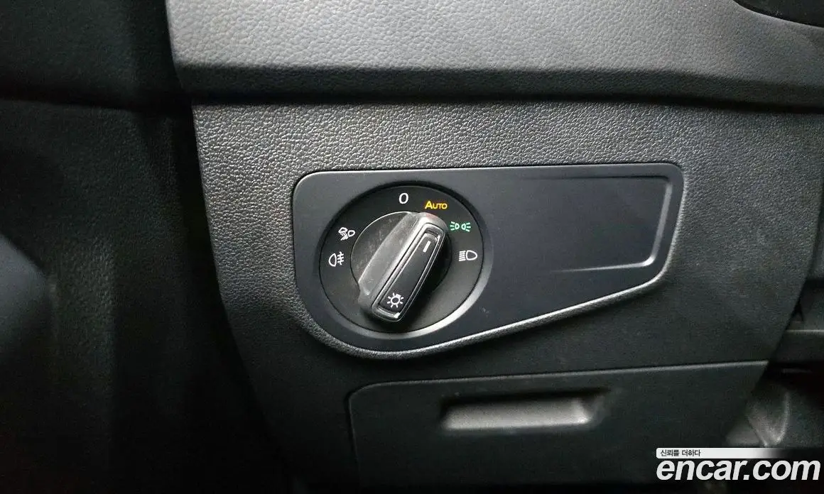 Volkswagen Tiguan 2021 2.0 автомат (гидро), фото 18 Volkswagen Tiguan 2021 2.0 автомат (гидро), фото 18
