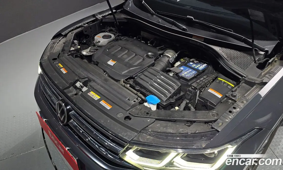 Volkswagen Tiguan 2021 2.0 автомат (гидро), фото 6 Volkswagen Tiguan 2021 2.0 автомат (гидро), фото 6