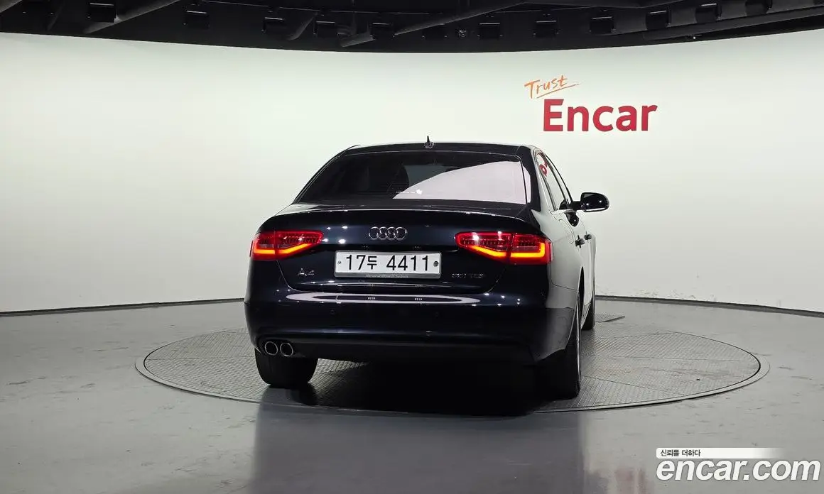 Audi A4 2015 2.0 автомат (гидро), фото 4 Audi A4 2015 2.0 автомат (гидро), фото 4