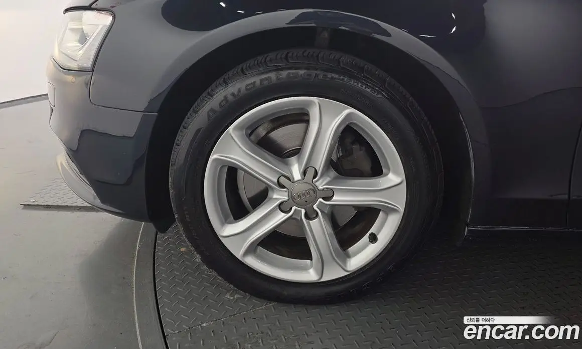 Audi A4 2015 2.0 автомат (гидро), фото 5 Audi A4 2015 2.0 автомат (гидро), фото 5
