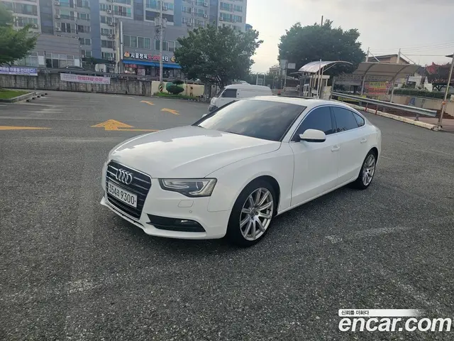 Audi A5 2013 2.0 автомат (гидро), миниатюра 2