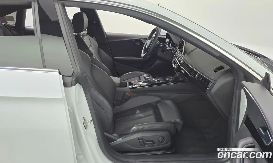 Audi A5 2019 2.0 автомат (гидро), фото 11