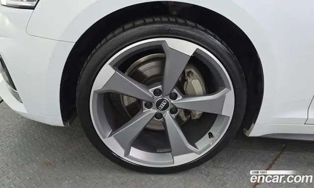 Audi A5 2019 2.0 автомат (гидро), миниатюра 5