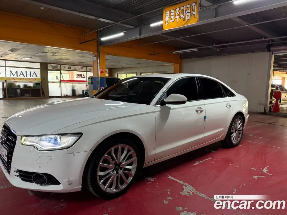 Audi A6 2012 3.0 автомат (гидро), фото 4