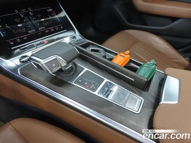 Audi A6 2021 2.0 автомат (гидро), миниатюра 11