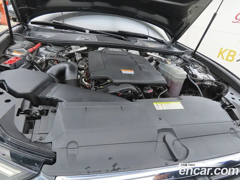 Audi A6 2021 2.0 автомат (гидро), фото 19