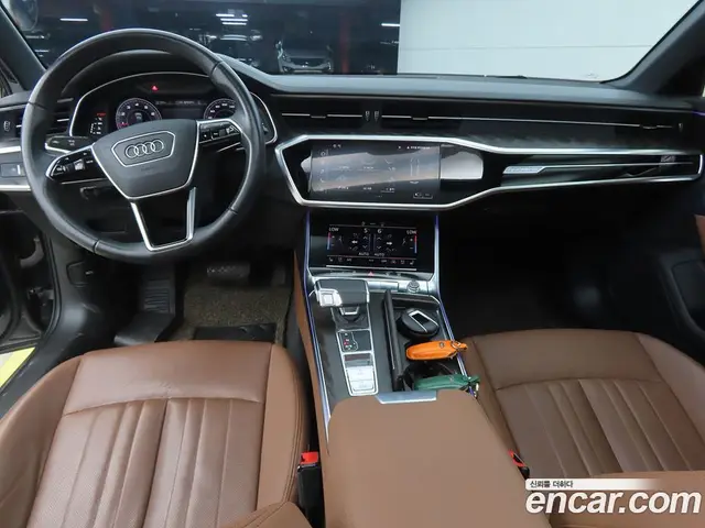Audi A6 2021 2.0 автомат (гидро), миниатюра 7