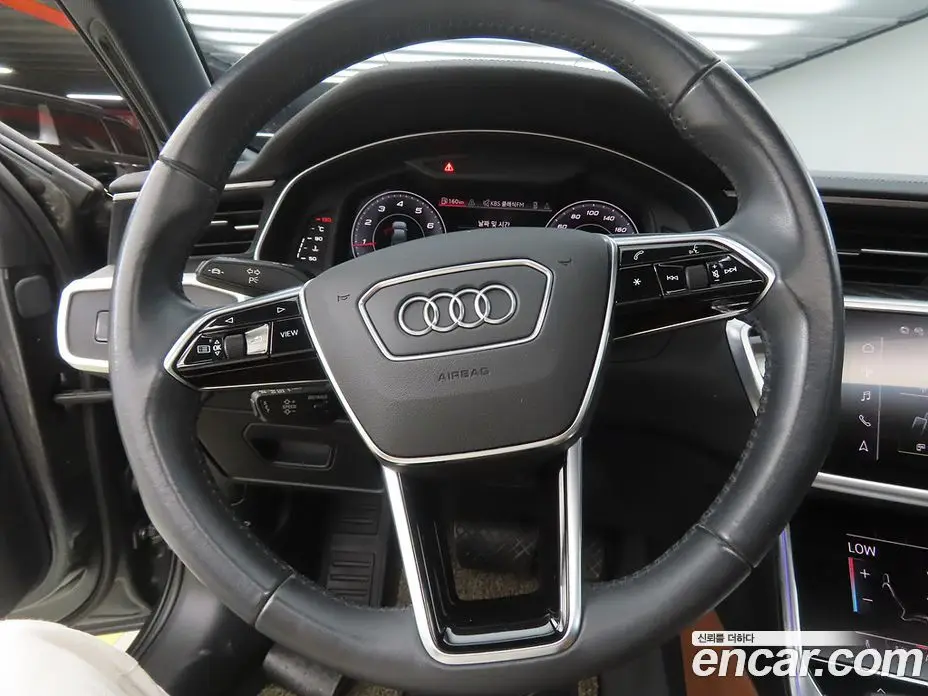 Audi A6 2021 2.0 автомат (гидро), фото 8