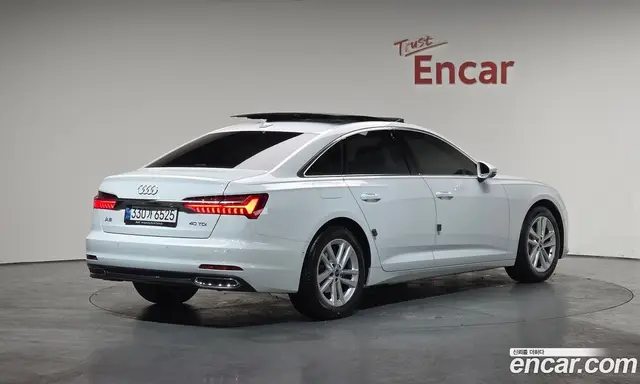 Audi A6 2022 2.0 автомат (гидро), миниатюра 2