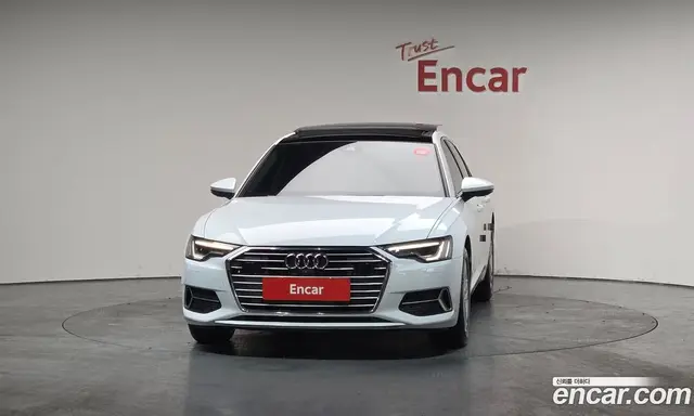 Audi A6 2022 2.0 автомат (гидро), миниатюра 3