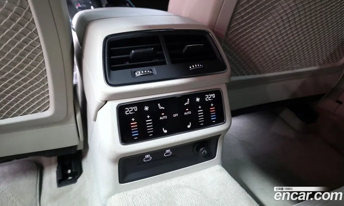 Audi A6 2025 2.0 автомат (гидро), фото 19