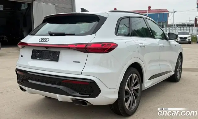 Audi Q5 2025 2.0 автомат (гидро), миниатюра 2