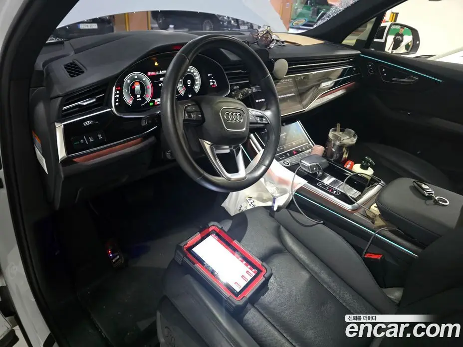 Audi Q7 2021 3.0 автомат (гидро), фото 7