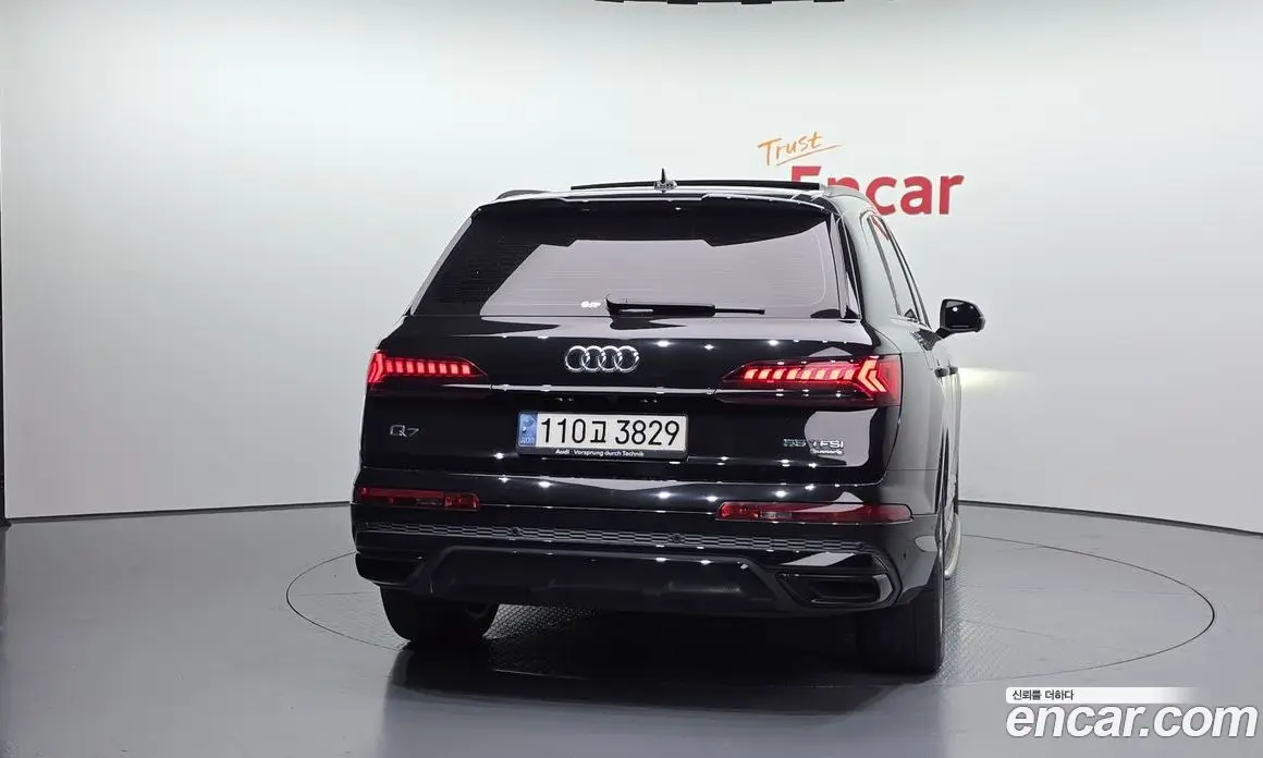 Audi Q7 2022 3.0 автомат (гидро), фото 4