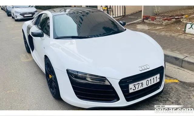 Audi R8 2015 5.2 автомат (гидро), миниатюра 8