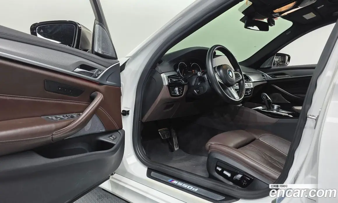 BMW 5 серия 2018 3.0 автомат (гидро), фото 16