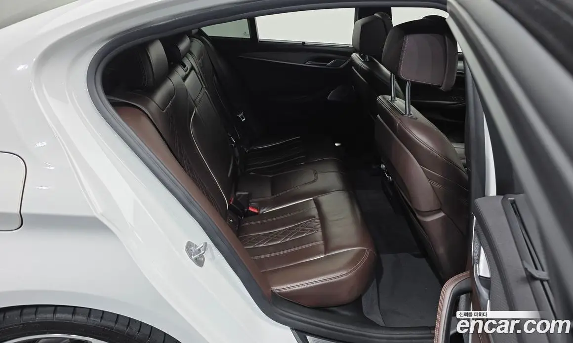 BMW 5 серия 2018 3.0 автомат (гидро), фото 33