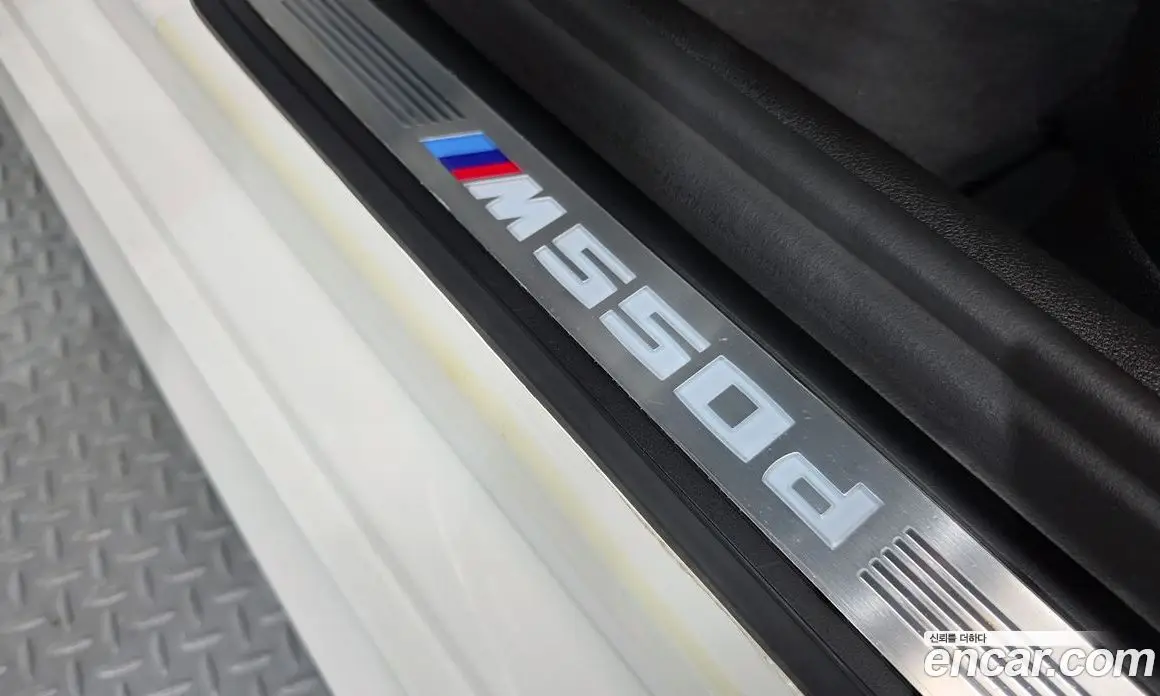 BMW 5 серия 2018 3.0 автомат (гидро), фото 35