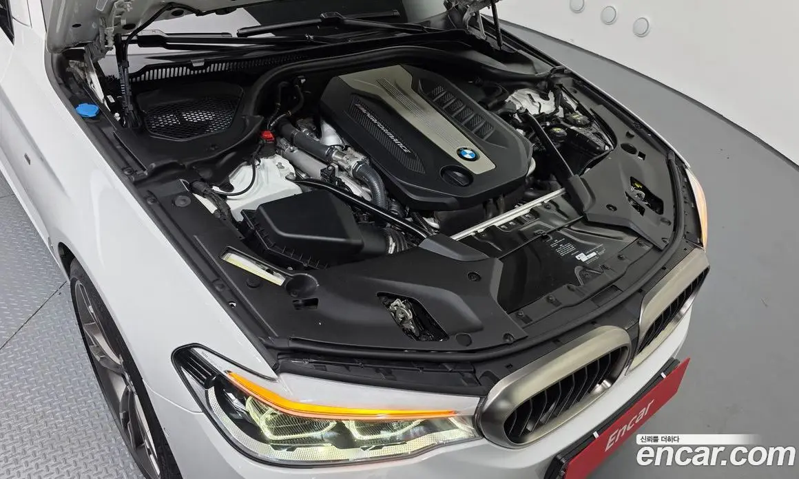 BMW 5 серия 2018 3.0 автомат (гидро), фото 6