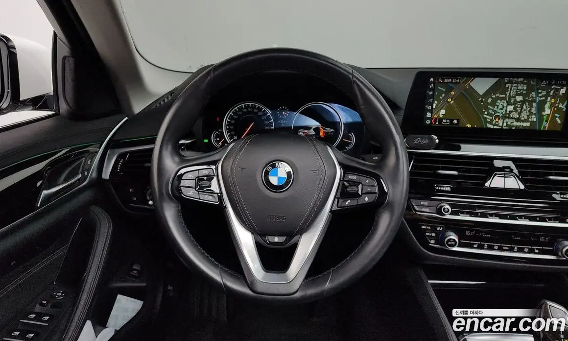 BMW 5 серия 2018 2.0 автомат (гидро), фото 14