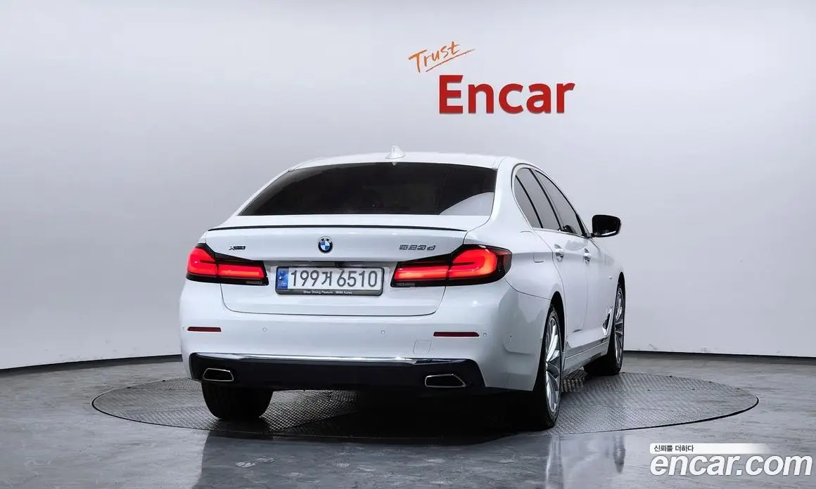BMW 5 серия 2022 2.0 автомат (гидро), фото 4