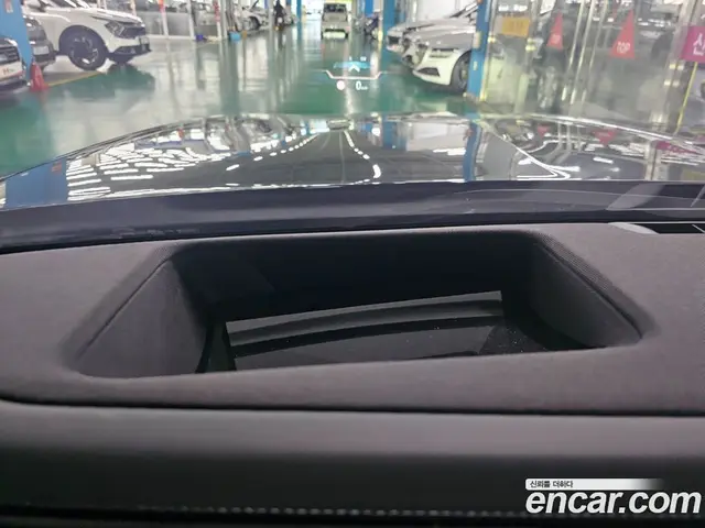 BMW 7 серия 2023 3.0 автомат (гидро), миниатюра 5