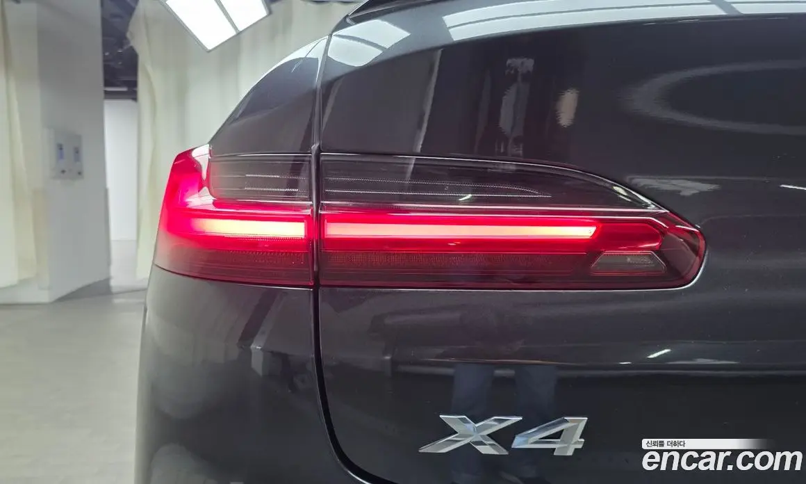BMW X4 2021 2.0 автомат (гидро), фото 9
