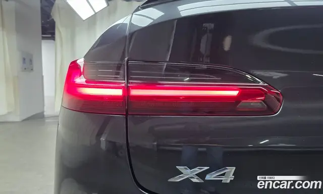 BMW X4 2021 2.0 автомат (гидро), миниатюра 9