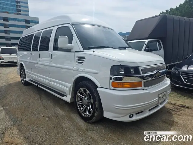 Chevrolet Express Van 2013 6.0 автомат (гидро), миниатюра 11