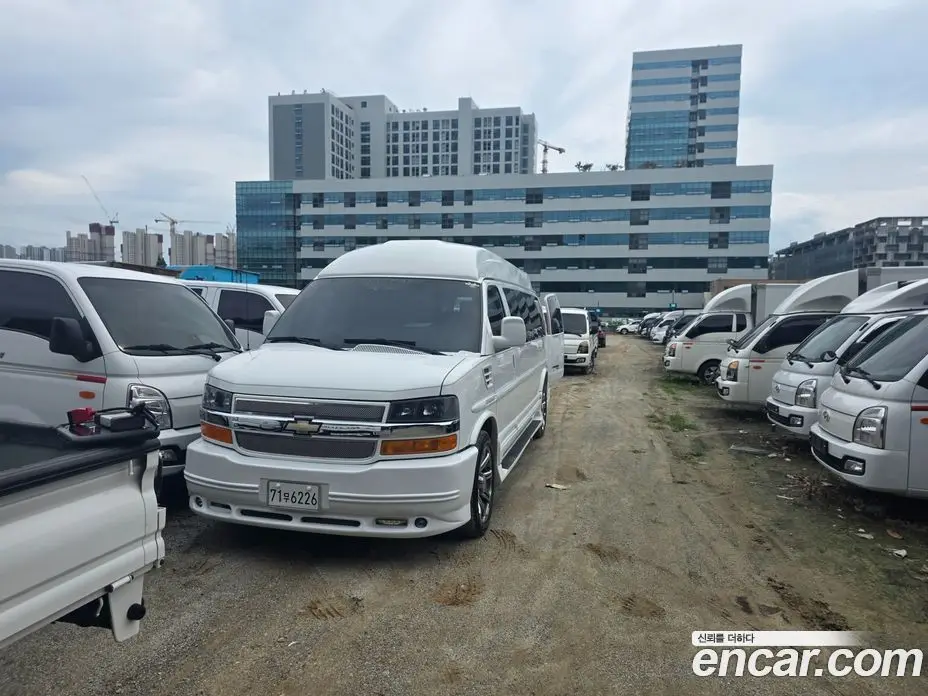 Chevrolet Express Van 2013 6.0 автомат (гидро), фото 18