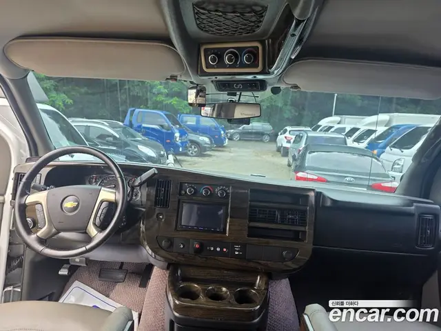 Chevrolet Express Van 2013 6.0 автомат (гидро), миниатюра 7