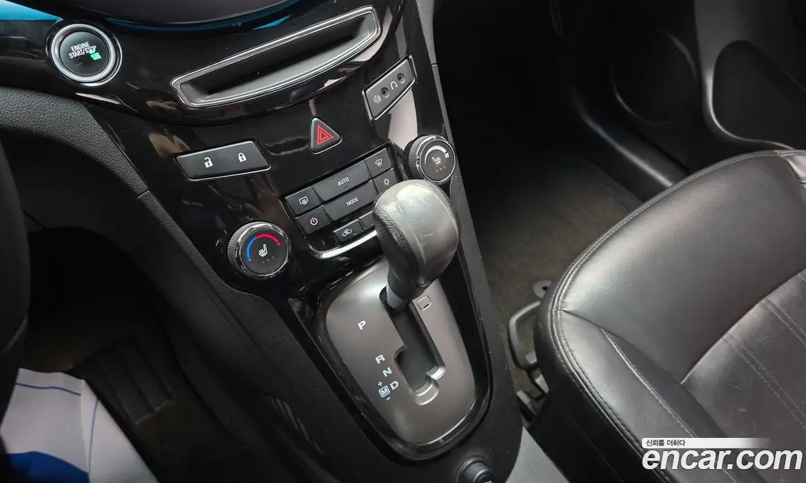 Chevrolet Orlando 2011 2.0 автомат (гидро), фото 9
