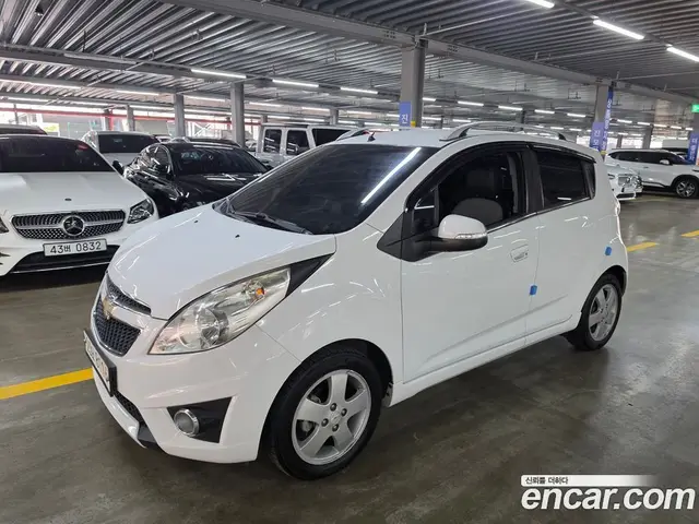Chevrolet Spark 2011 1.0 автомат (гидро), миниатюра 2 Chevrolet Spark 2011 1.0 автомат (гидро), миниатюра 2
