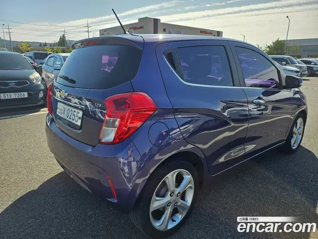 Chevrolet Spark 2015 1.0 автомат (гидро), миниатюра 2