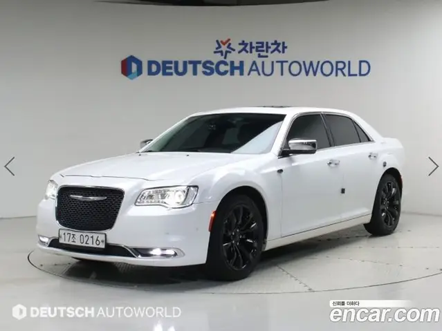 Chrysler 300C, 2016, 64 274 км