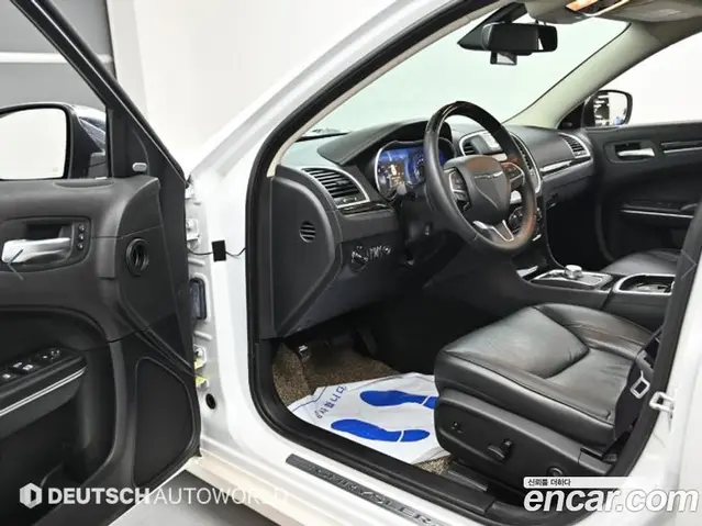 Chrysler 300C 2016 3.6 автомат (гидро), миниатюра 11