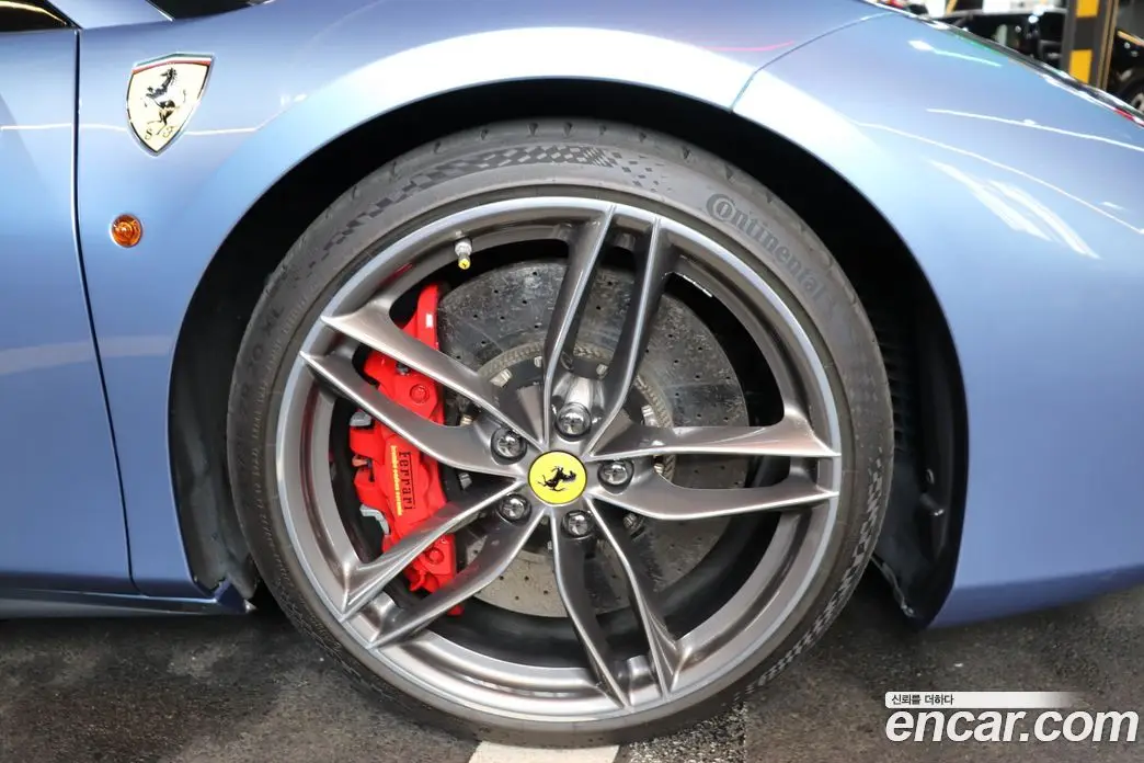 Ferrari 488 2017 3.9 автомат (гидро), фото 5