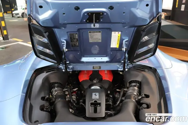 Ferrari 488 2017 3.9 автомат (гидро), миниатюра 6