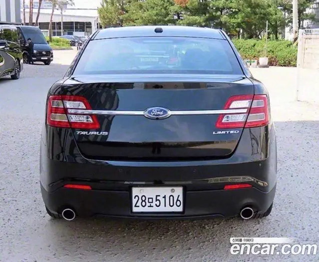 Ford Taurus 2013 3.5 автомат (гидро), миниатюра 4 Ford Taurus 2013 3.5 автомат (гидро), миниатюра 4