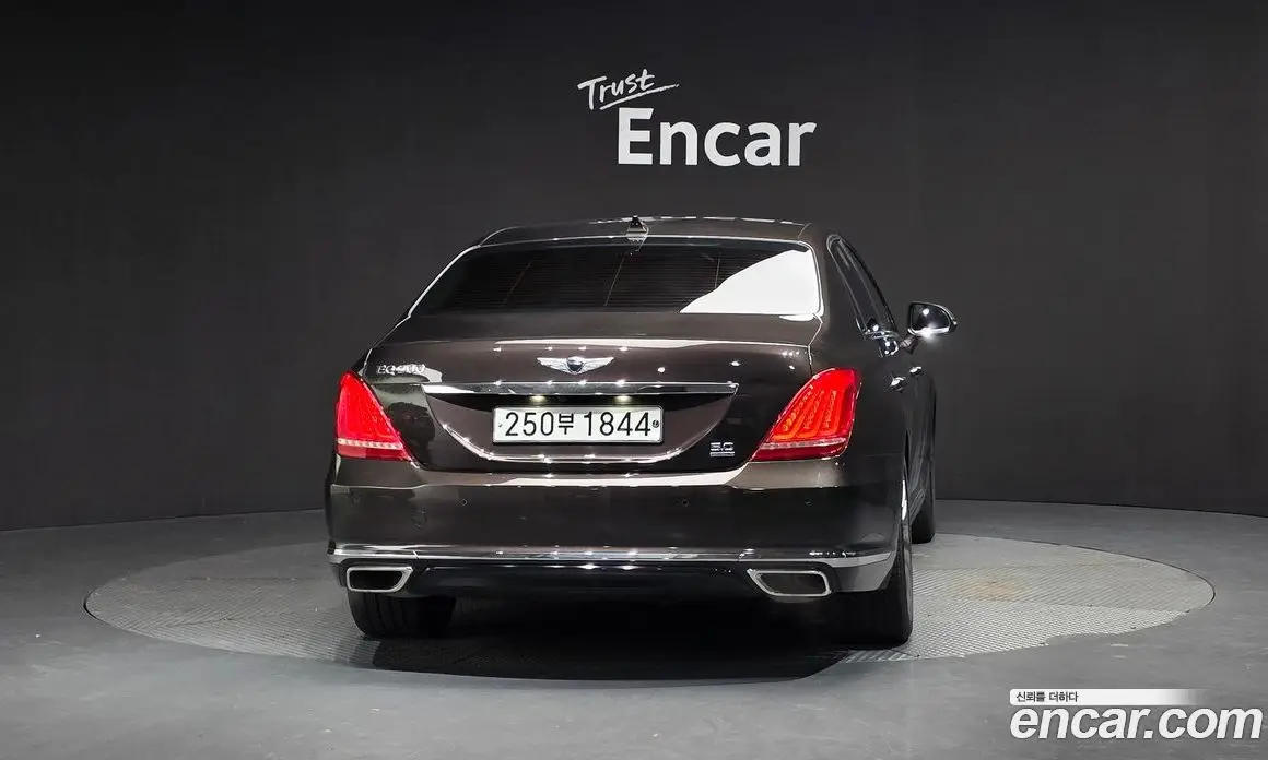 Genesis EQ900 2016 5.0 автомат (гидро), фото 4 Genesis EQ900 2016 5.0 автомат (гидро), фото 4