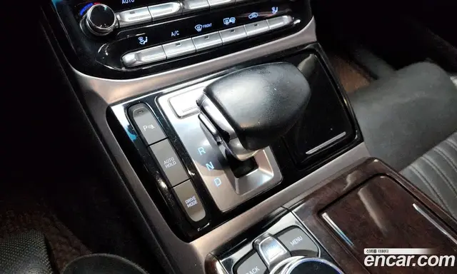Genesis EQ900 2016 3.8 автомат (гидро), миниатюра 9