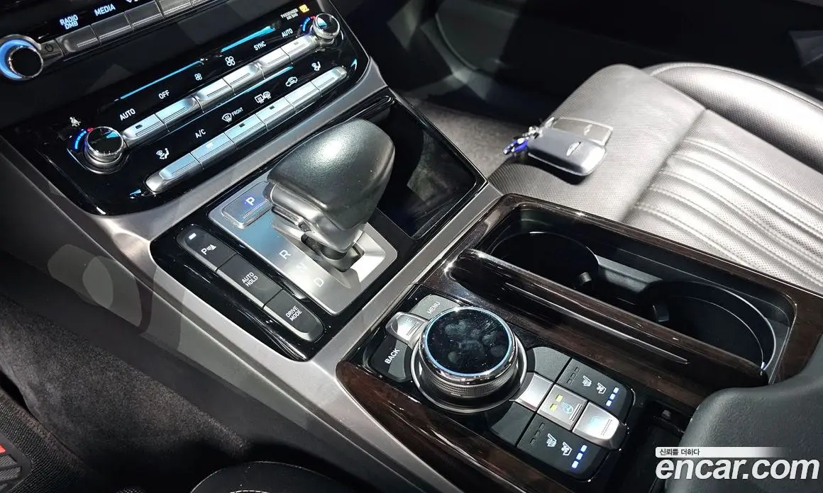 Genesis EQ900 2017 3.8 автомат (гидро), фото 12